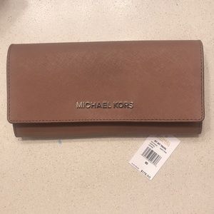 Micheal Kors wallet